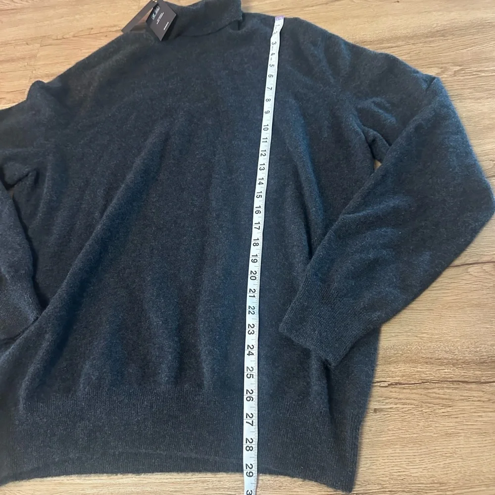Naadam cashmere turtleneck sweater NWT